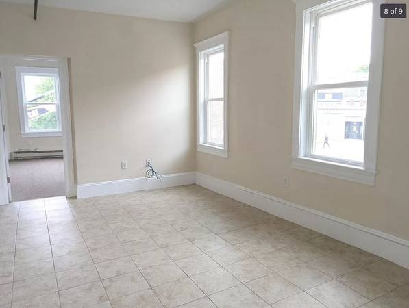 $2,200 / 2br - Dorchester 2 Bed/1 Bath Apartment | Neponset Ave (Dorchester)64213546449026123