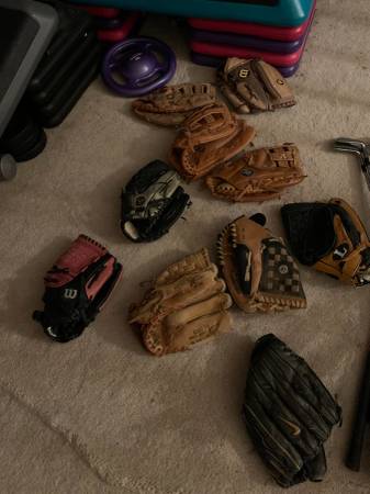 Adult Baseball Gloves, 12" Or Larger 1