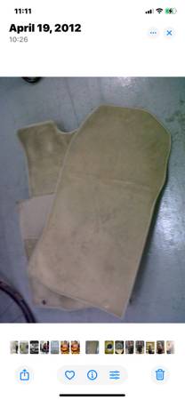 Mercedes 300e w124 front carpet set 1