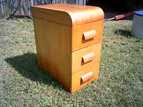 Vintage 3 drawer end table 1