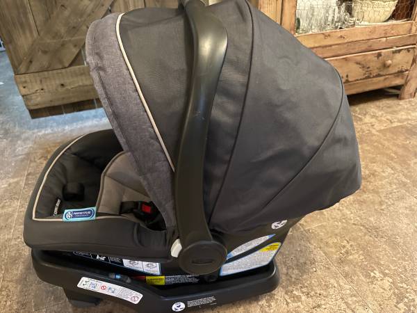 Infant Car Seat 1