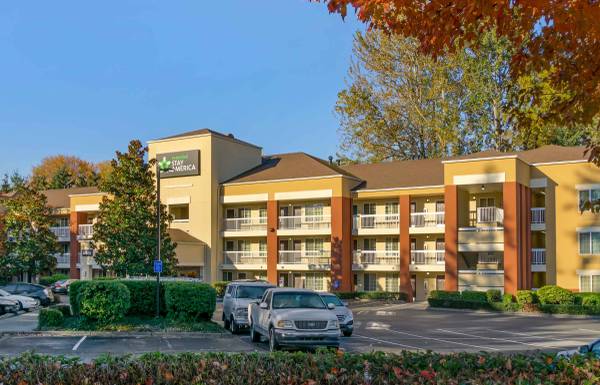 $2,010 / 1br - Extended Stay America Southcenter - Stay Longer and Save More! (tukwila)63814660797569120