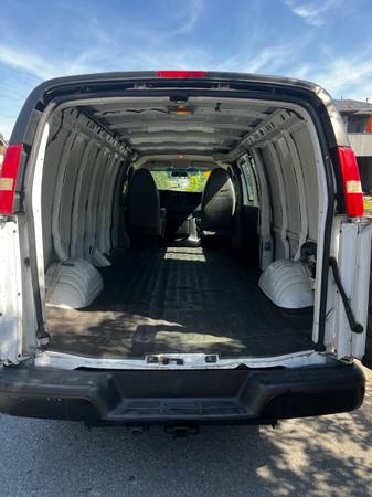 2014 CHEVROLET EXPRESS 2500 ONE OWNER 170,000 miles - $6,400 (Lynnwood)63470887500675123