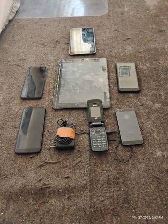 7 cell phones including. I Pad, I phone & Sam Sung 4 " x\ 7" tall 1