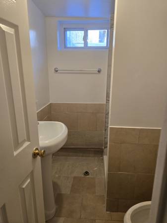 2 bedroom utilities included 2200
$2,200
                        Bronx 2 bedroom utilities included 2200
$2,200
                        Bronx