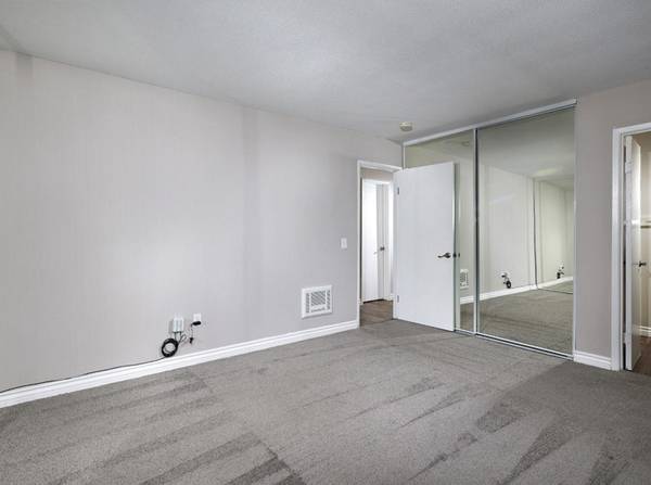 $2,200 / 1br - Interior de Lujo con Nuevas Mejoras - Internet de Alta Velocidad, Zona Accesible a Pie (Oceanside)63657343196673122
