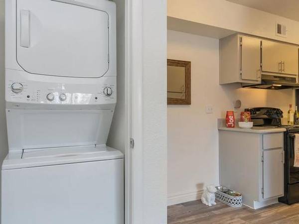 $923 / 1br - 618ft2 - Pantry, Walk-In Closet, Pet Park, On-site Maintenance (Glendale)64024998587266122