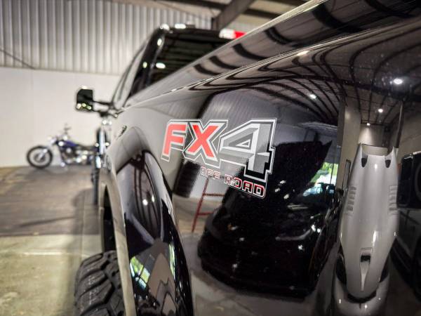 2025 Ford F450 Platinum PLUS - Photo 6