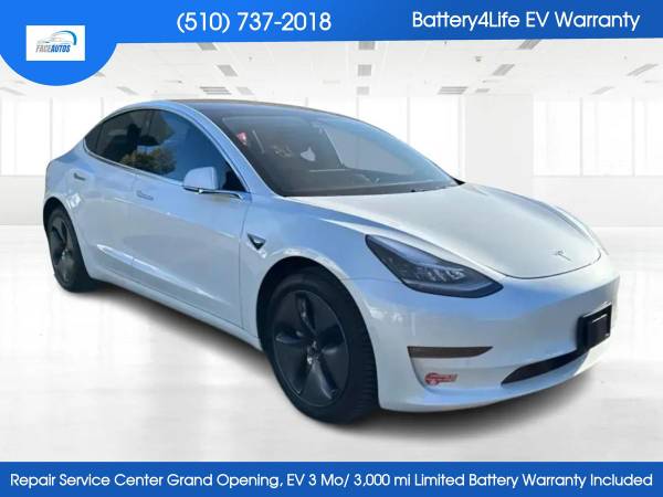 2018 Tesla Model 3 Long Range Sedan 4D 1