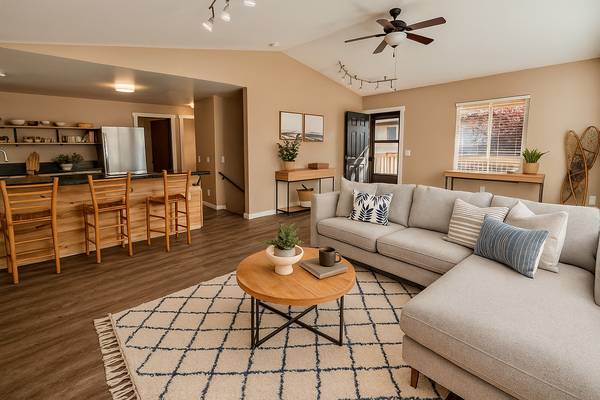 $749,000 / 3br - 1920ft2 - Silver Beach Home for sale 3BR / 2BA  4431 Alice St. Bellingham (Silver Beach)63920957714818123