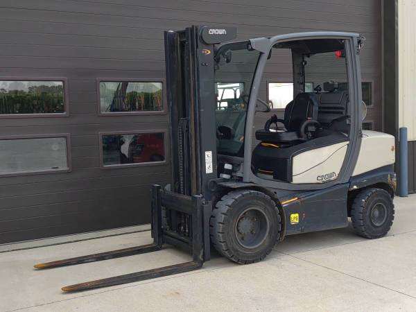 Crown C5 1050-60 6,000lb LPG Forklift 1