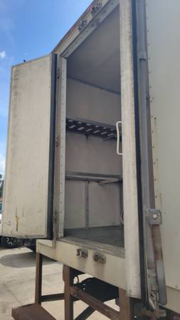 2018 F650 SD box truck - $16,500 (Rockport, IN)63469769470851123