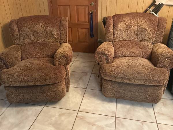 2 Recliners $20.00 Each 1