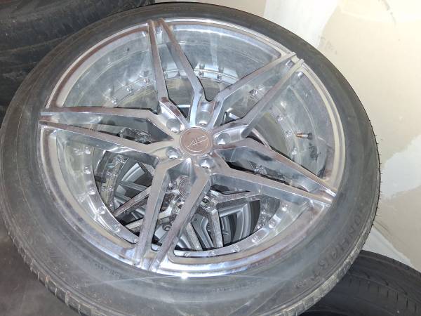 Dodge 20 inch wheels 1