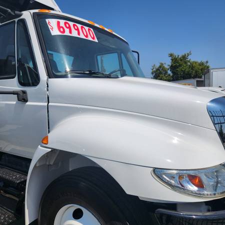 NEW 16FT CHIPPER DUMP 2019 $70K 2022 $90K CUMINS DIESEL AUTO 26K GVWR - $69,999 (LAX/ONT -FINANCE-WRNTY- SHIP-call(877)-259-5010)63437236368131122
