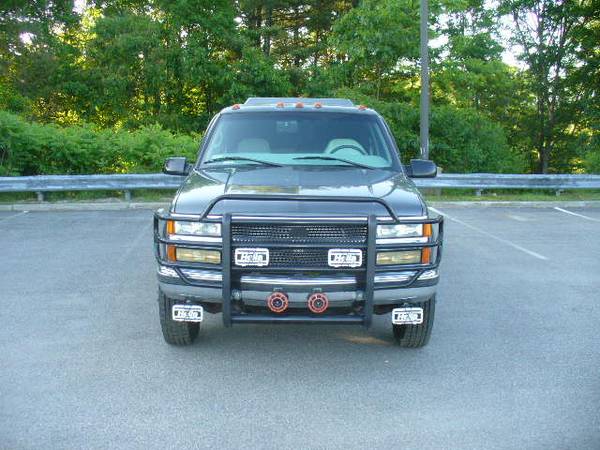 1999 Chevrolet K3500 1 ton 4x4 Dually - $39,500 (Milford)63469916985857121