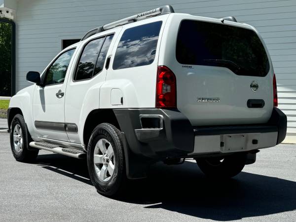 2012 Nissan Xterra 4WD - $8,500 (Cleveland)63621242598019123