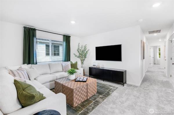 $2800.00 / 4br - 2213ft2 - Brand-New Luxury 4BR Home – Minutes from JBLM!63866941933827124