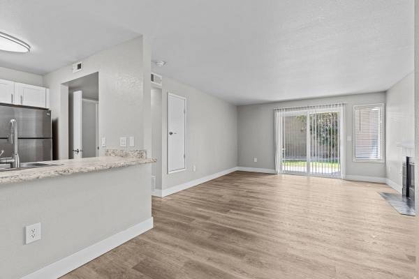 $1,580 / 1br - 722ft2 - Limited Time Offer: Get 1 Month Free on Select 1-Bedroom Rentals!63662942650499120