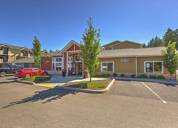 $1.765 / 2 habitaciones - Lavadora/secadora, microondas, interiores de diseño (12115 State Ave, Marysville, WA)63294919042947121