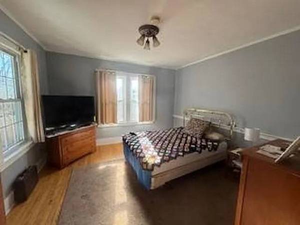 $1,750 / 2br - 950ft2 - 2br - 950ft2 - 2 Bedroom first floor, Parking, Central Air, Deck, Yar (Plaistow)63656212332033120