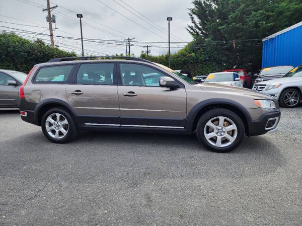 2009 Volvo XC70 3.2 - $6.995 (Seattle)63441712628355123