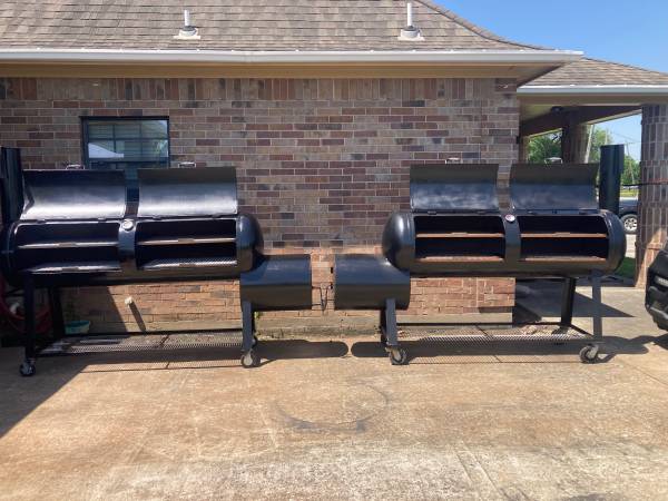 New Bbq Pit Smoker 1