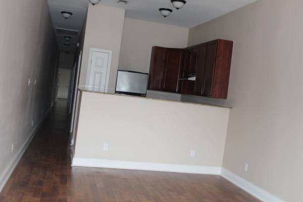 $1,550 / 3br - 1100ft2 - 4022 Baudin (Mid City)63791870835457121