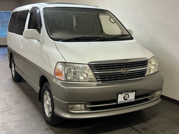 RHD Right Hand Drive - 2000 Toyota Granvia AWD - EagleCars.com 1