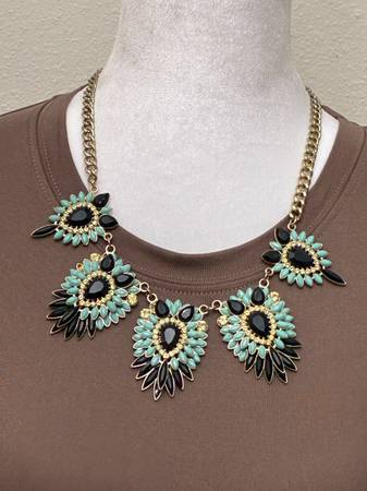 Acrylic necklace 1