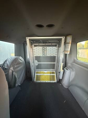Furgoneta para silla de ruedas Econoline 1999 - $3.500 (Selah)63436934267395122