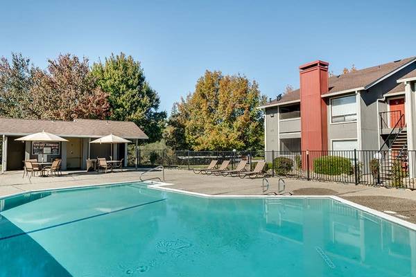 $2,234 / 2br - 840ft2 - Área de Lavado de Autos, Zonas para Picnic, Despensa Grande en Cocina (5902 Springview Dr, Rocklin, CA)63844737523587120