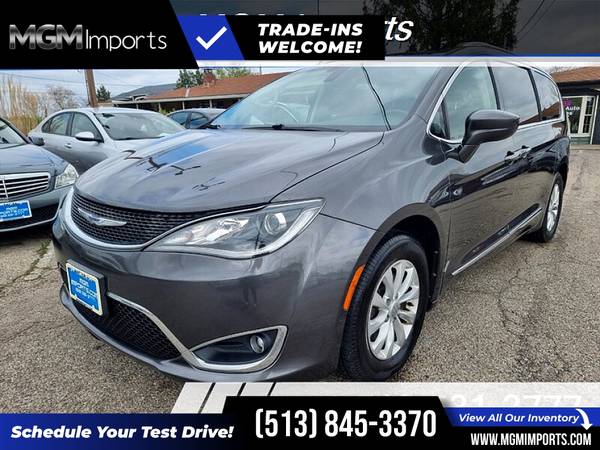 2019 Chrysler Pacifica Touring L FOR ONLY 1
