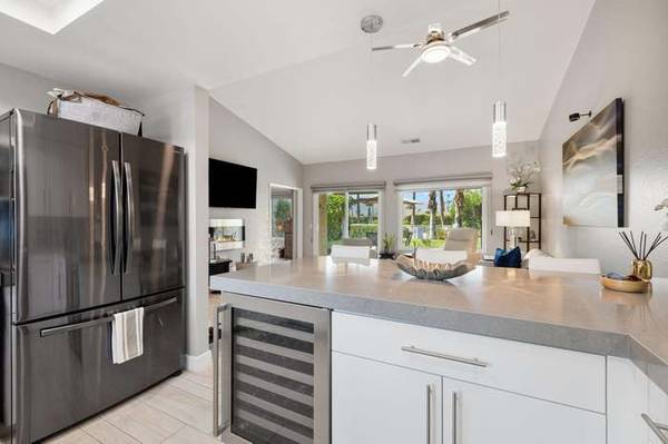 $1,500 / 1hab - 775ft2 - Increíble condominio de una habitación (Palm Springs, CA)63758324696193124