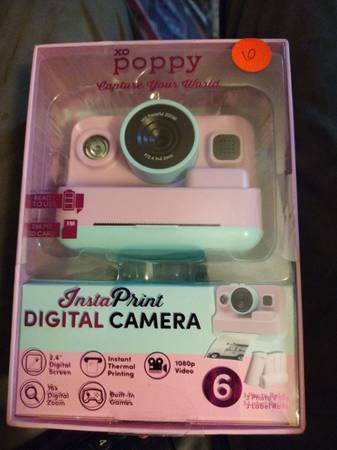 XO Poppy InstaPrint Digital Camera. 1