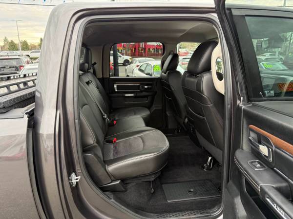 2015 RAM Laramie 4dr Crew - Photo 13