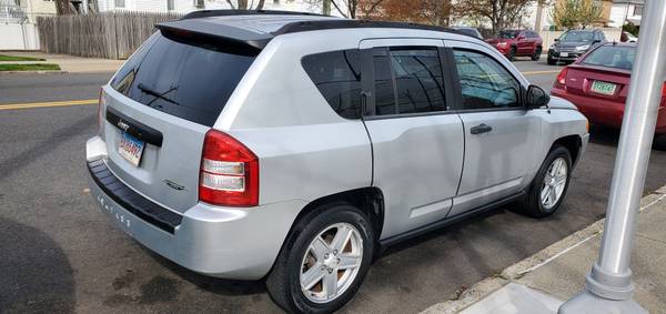 2007 Jeep Compass Sport 4x4 SUV - $2,900 (Staten Island, New York)63614633008259121