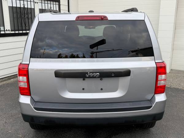 2017 JEEP PATRIOT SPORT **65K MILES **1 OWNER** - $7,700 (TACOMA)63474706707457123