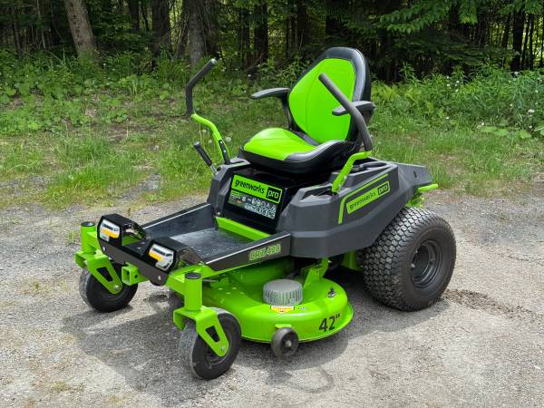 Greenworks Pro CRZ428 Electric Zero Turn Lawn Mower 80v 42