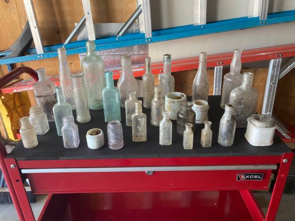 Old bottles and jars. 1