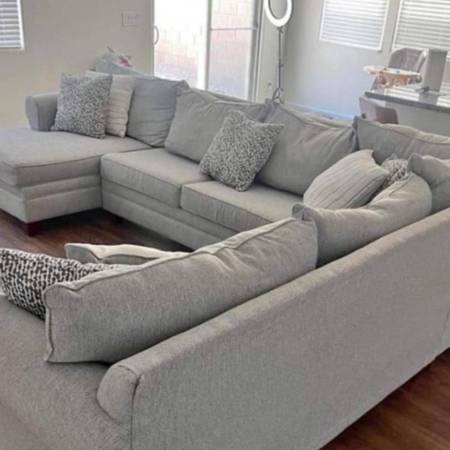 Sectional Couch 1