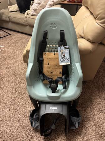Thule Rack Mount Child Bike Seat - Alaska 1