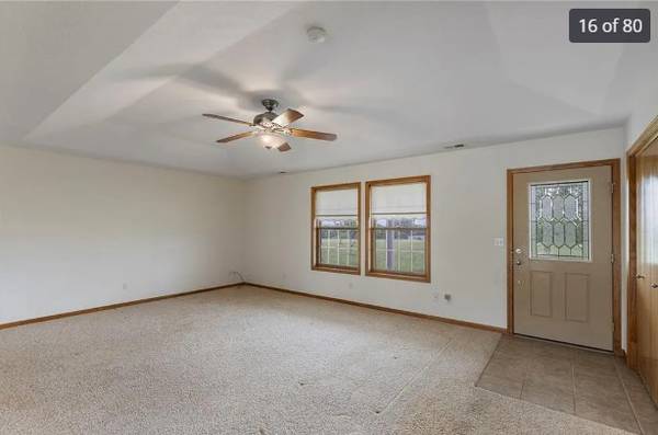 $795 / 3br - 2080ft2 - Close to everything far from ordinary! Live near it all! (Lawrence, KS)63900043075202123