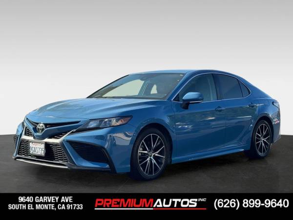 2023 Toyota Camry SE 1