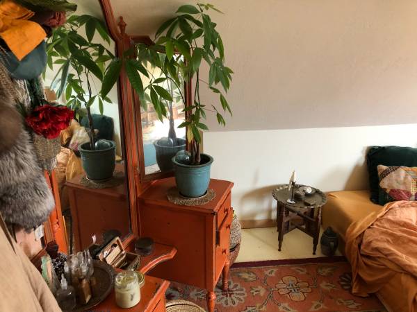 $900 / 1br - 500ft2 - Efficiency Room w/kitchenette on Beautiful Farm/Helper/Work Exchange (Amherst)64017047457794121