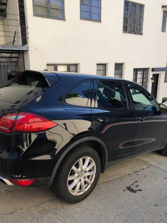 Porsche Cayenne 2013 diésel - $8,000 (West Hollywood)63623857495939121