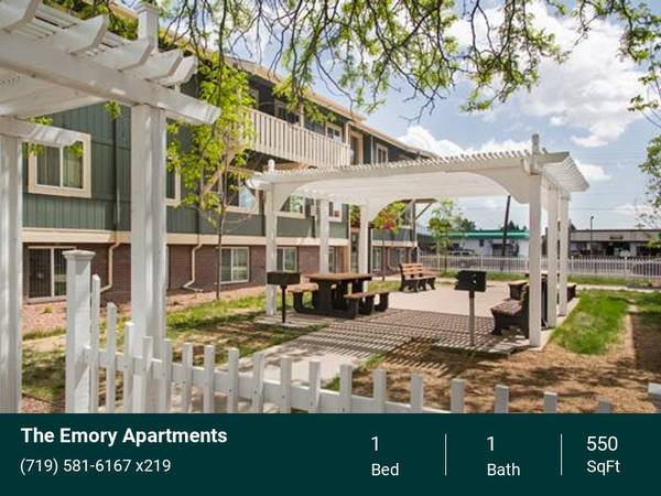 $875 / 1br - 550ft2 - Spacious Closets, Pest Control Service, Garbage Disposal (930 N. Murray Blvd.)63658247179393124