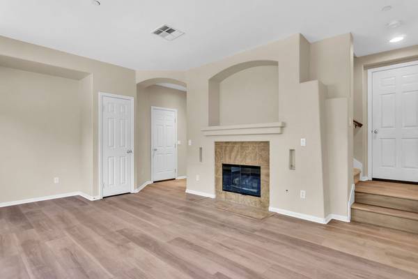 $4,475 / 3br - 1437ft2 - Beautiful townhome with large patio! Available now! New photos availab (San Diego)63621380543235122