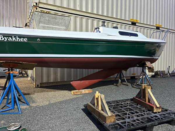 MacGregor 21 Pocket Cruiser – Remolque + motor fuera de borda + equipo completo - $5.000 (Squalicum Marina)63435861591811121