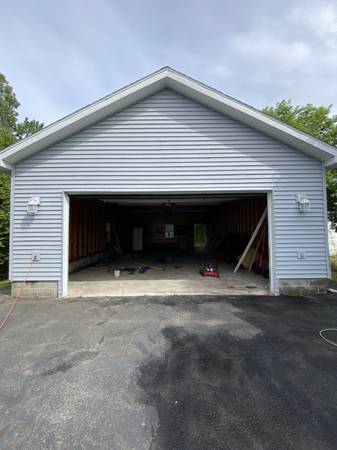 $1300.00 / 4br - 1300ft2 - Four bedroom in Lyon mountain63833986360449122